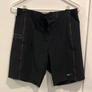 Nike Men’s Surf boardshorts